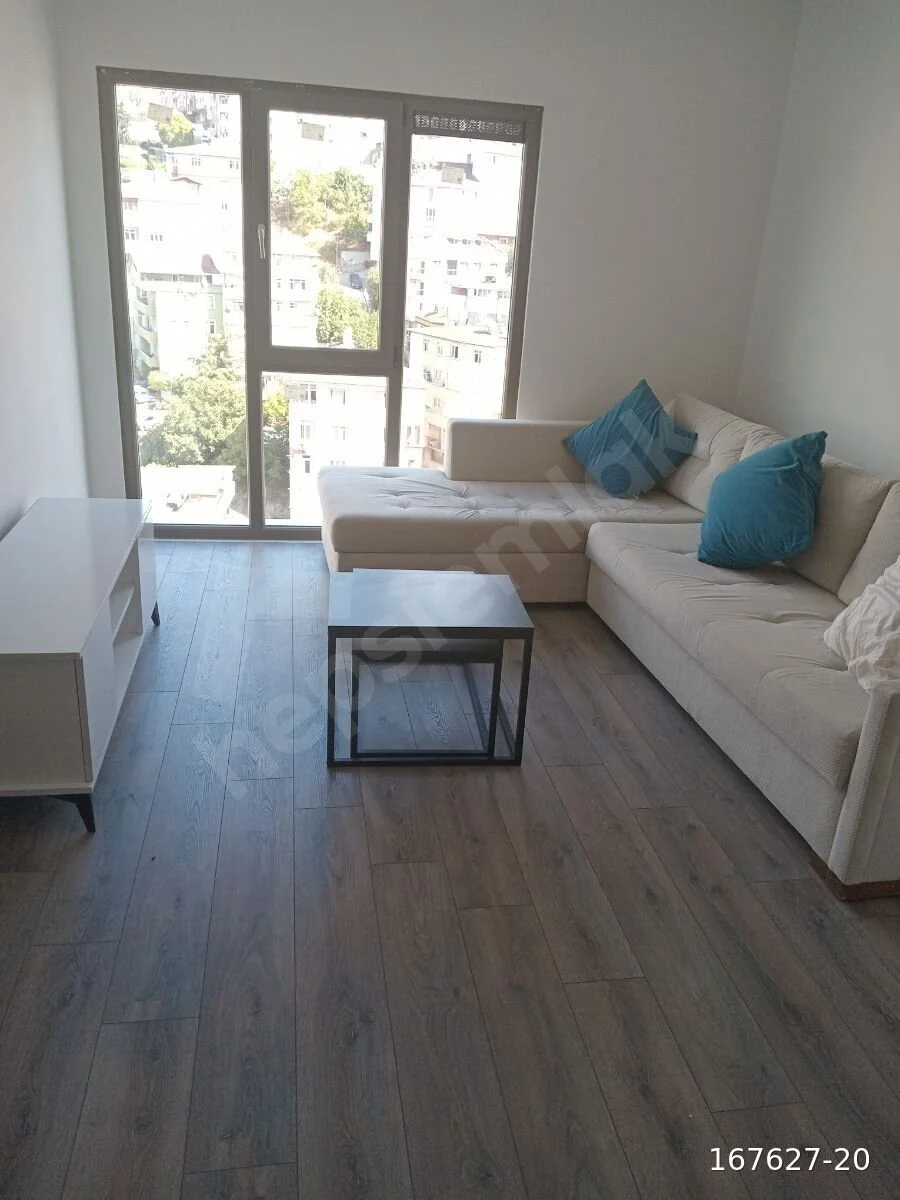 اجاره آپارتمان ۱ خوابه ۵۵ متری در استانبول + وسایل