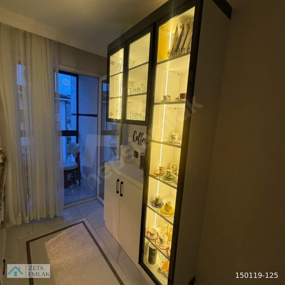 اجاره آپارتمان ۲ خوابه ۸۰ متری در فاتح استانبول + وسایل