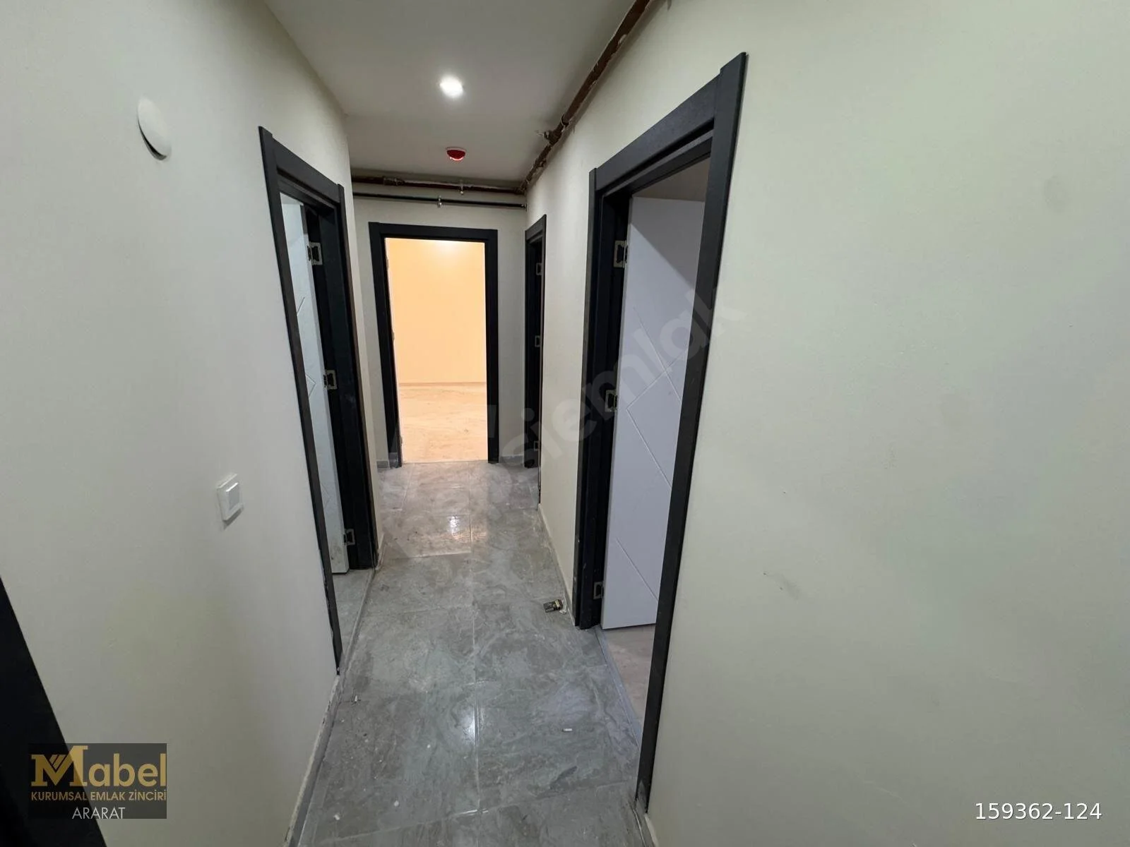 اجاره آپارتمان ۲ خوابه ۱۰۵ متری در اسنلر استانبول بدون وسایل