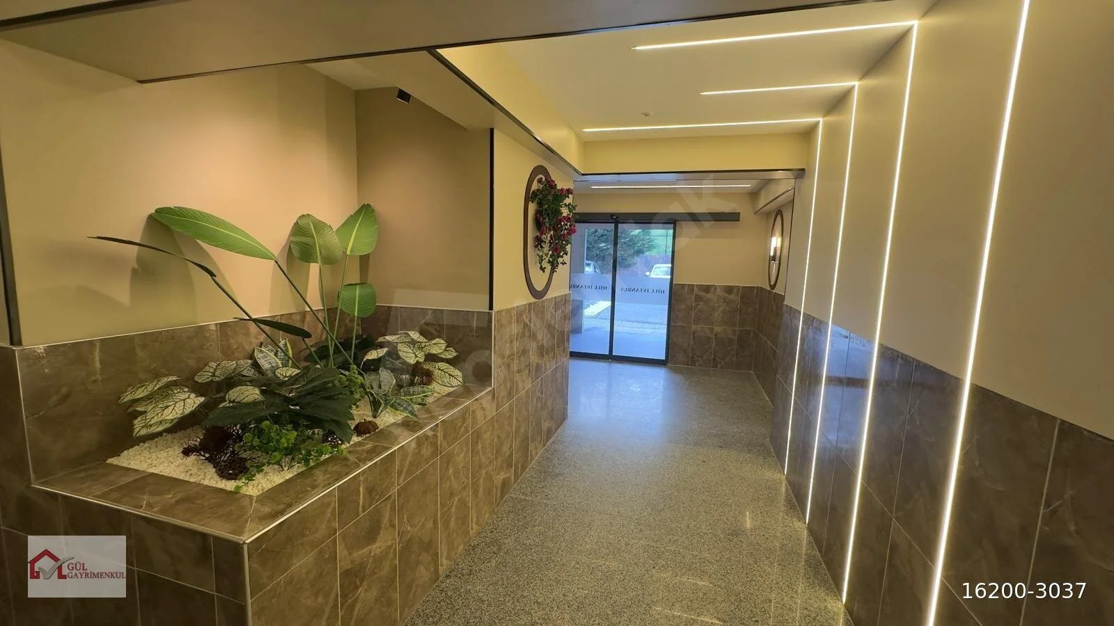 اجاره آپارتمان ۱ خوابه ۷۰ متری در اسنیورت استانبول بدون وسایل