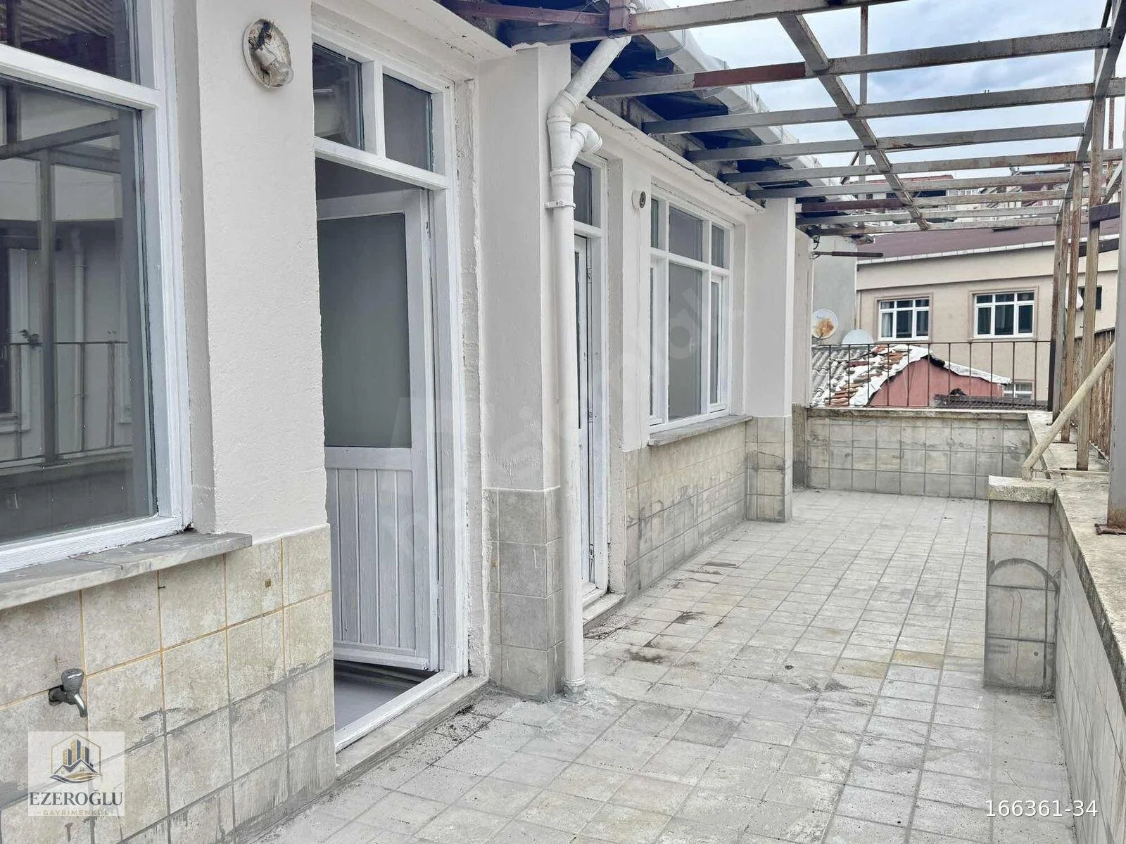 اجاره آپارتمان ۲ خوابه ۱۰۵ متری در استانبول بدون وسایل