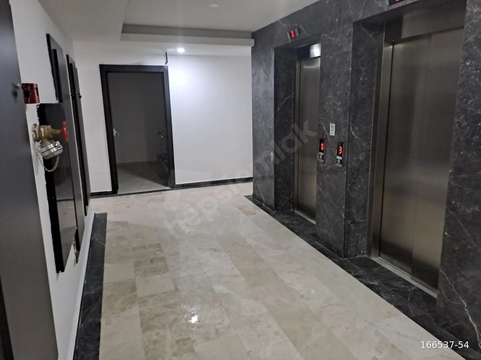 اجاره آپارتمان ۳ خوابه ۱۲۵ متری در استانبول بدون وسایل
