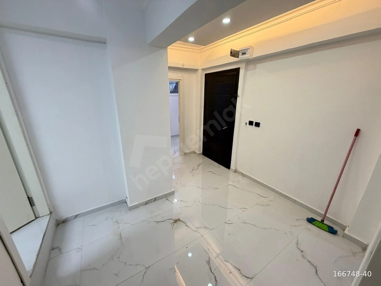 اجاره آپارتمان ۲ خوابه ۹۰ متری در استانبول بدون وسایل