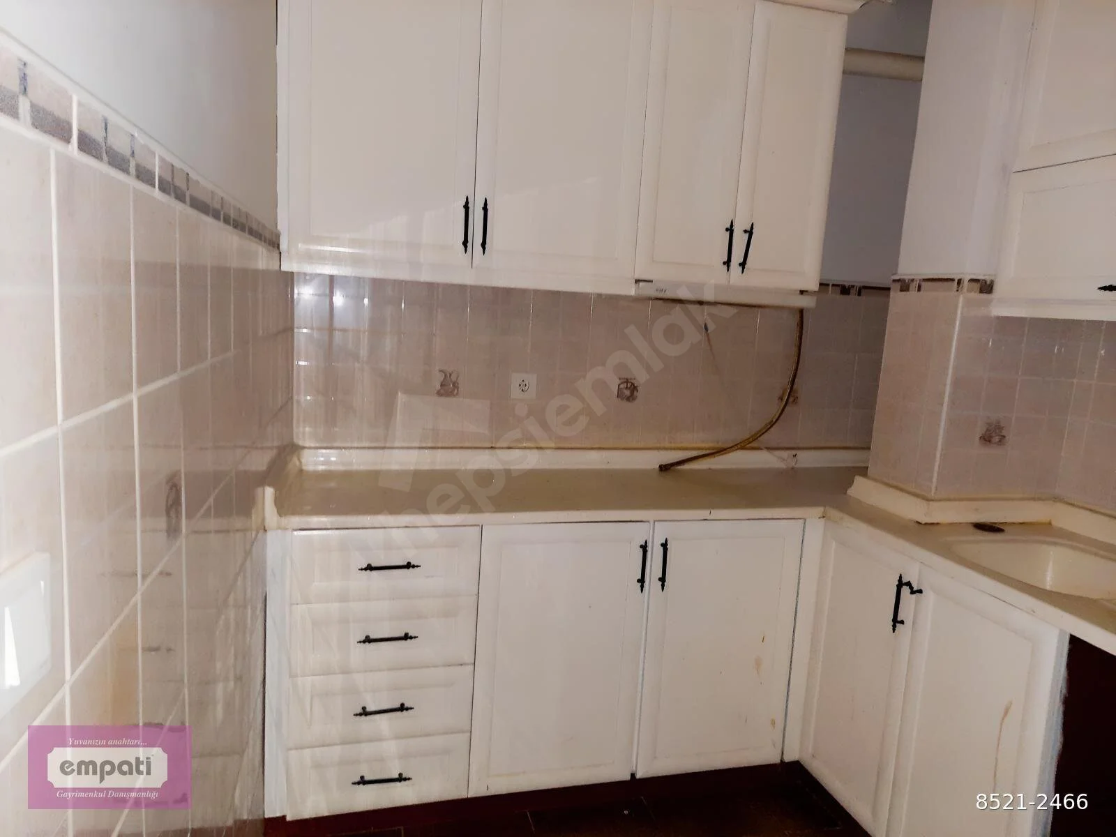 اجاره آپارتمان ۲ خوابه ۸۵ متری در استانبول بدون وسایل